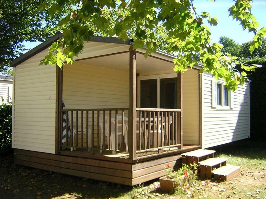 Camping Le Pigeonnier Saint-Crepin-et-Carlucet Bagian luar foto