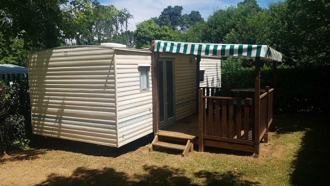 Camping Le Pigeonnier Saint-Crepin-et-Carlucet Bagian luar foto
